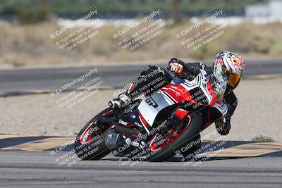 media/Oct-13-2025-Moto Forza (Mon) [[a66d839500]]/3-B Group/Session 3 (Turn 16)/